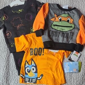 Halloween Baby 12M, Monsters Outfits, Ninja Turtle Sweatshirts & Bluey Shirt